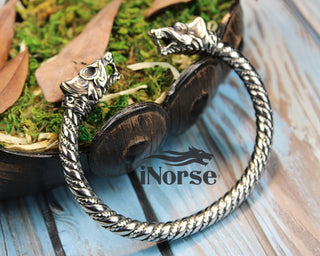 Nidhogg Dragon Viking Armring | Norse Jewelry | Viking Bracelet...